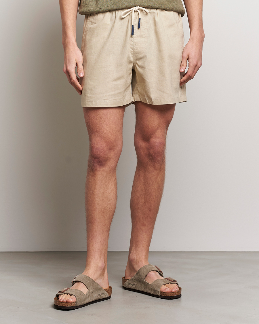 Men | The Linen Closet | OAS | Linen Shorts Beige