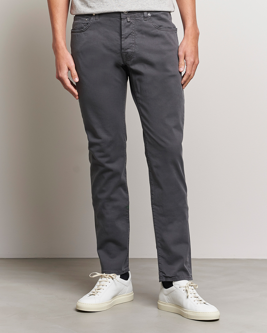 Men | Casual Trousers | Jacob Cohën | Bard Garment Dyed Gabardine Trousers Grey