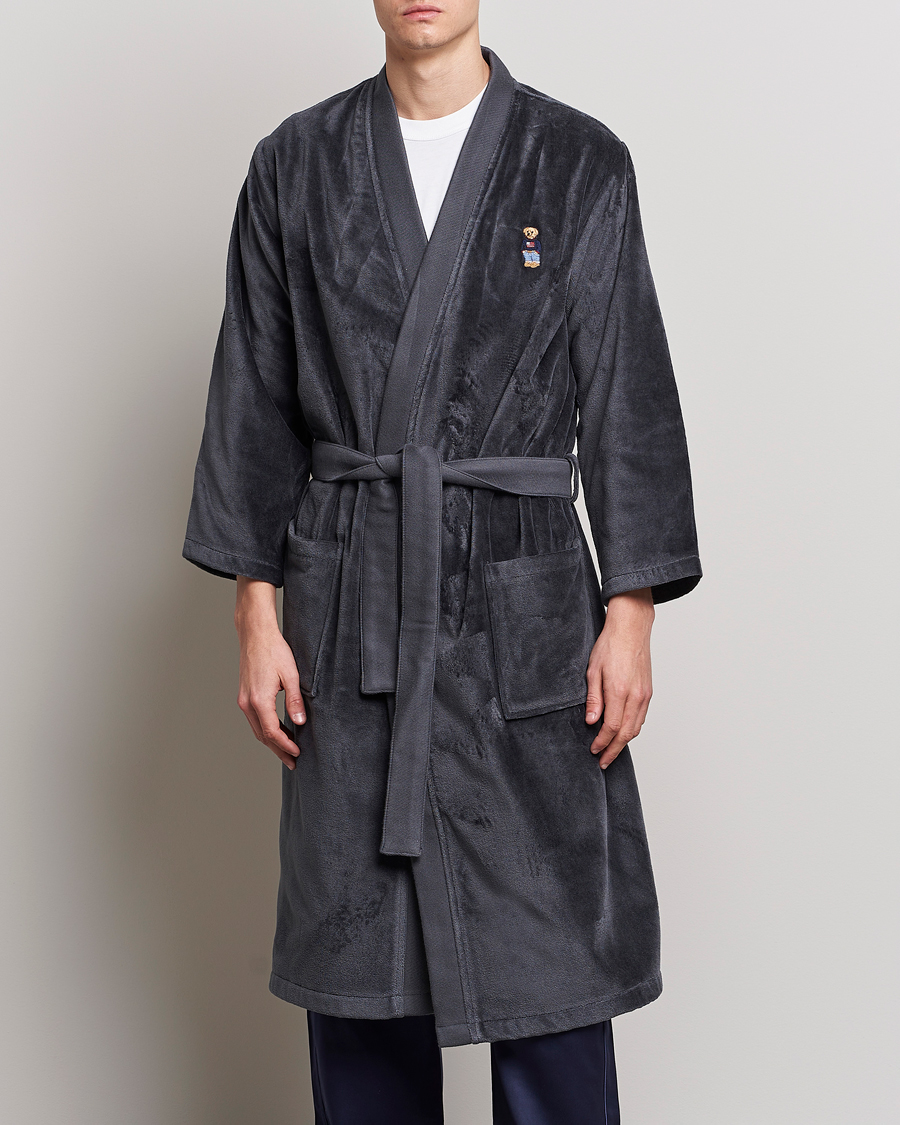 Men | Pyjamas & Robes | Ralph Lauren Home | Flag Sweater Bear Bathrobe Charcoal