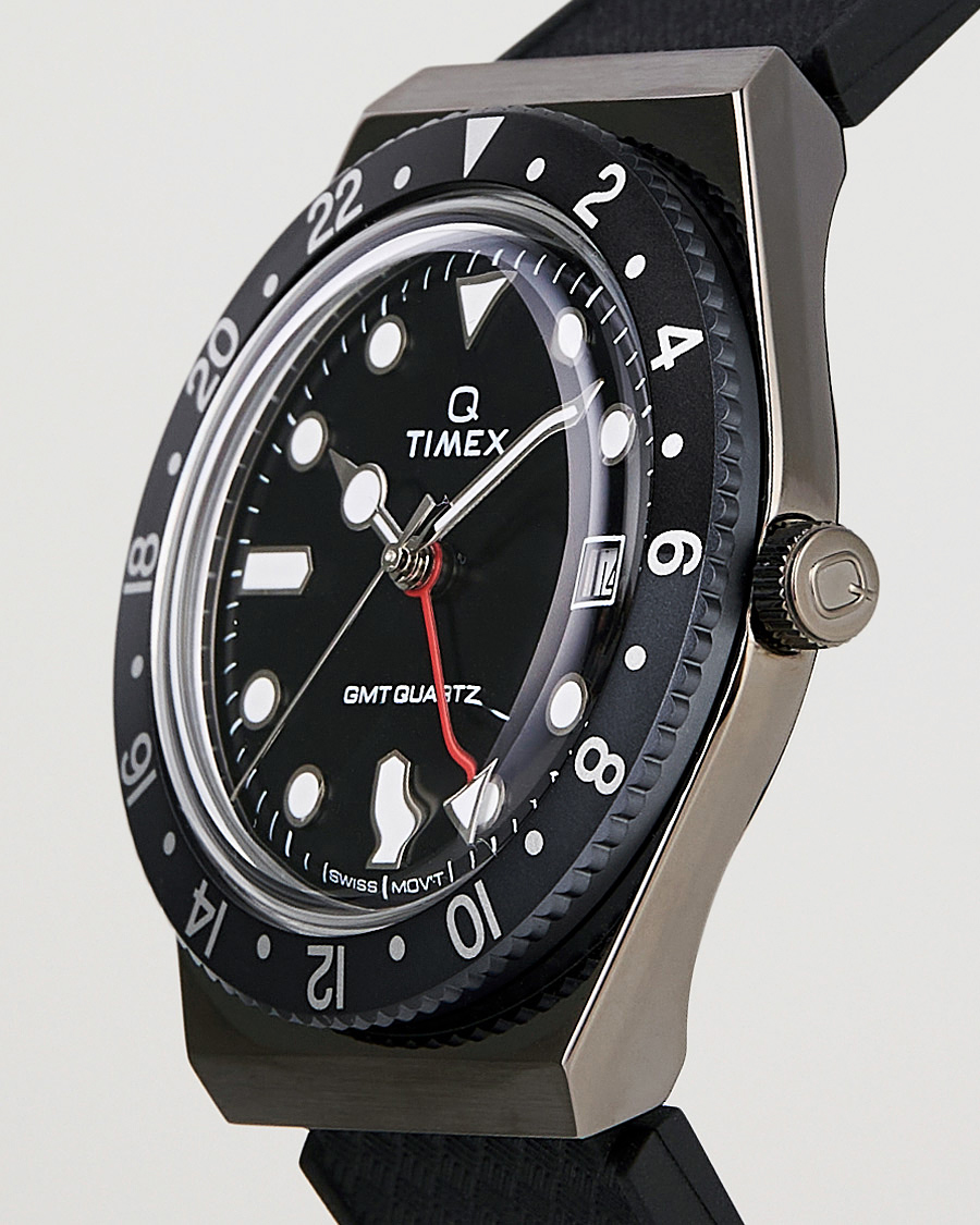 Men | Timex Q Diver GMT 38mm Rubber Strap Black/Grey | Timex | Q Diver GMT 38mm Rubber Strap Black/Grey