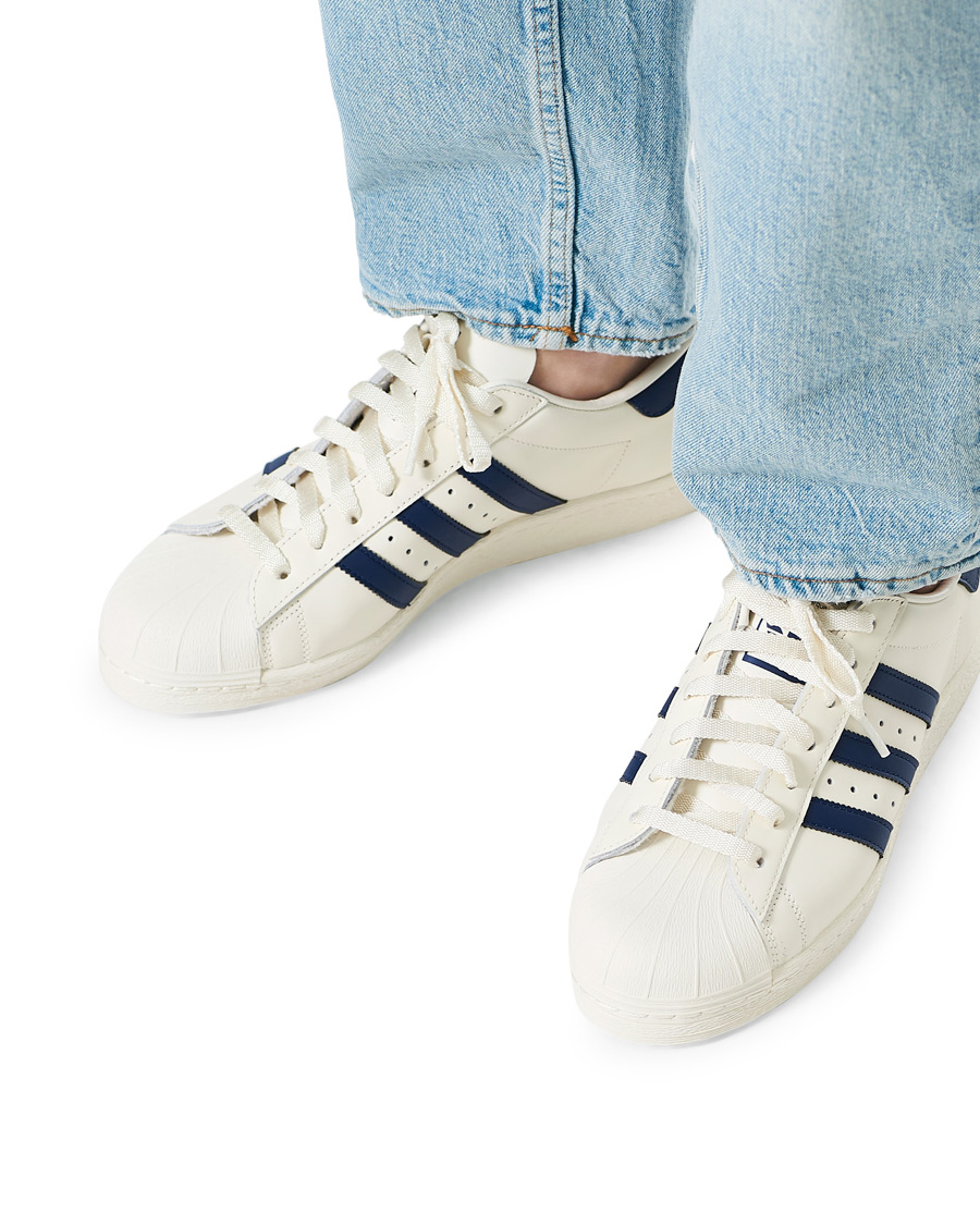 Men | Sneakers | adidas Originals | Superstar Sneaker Offwhite/Dark Bue