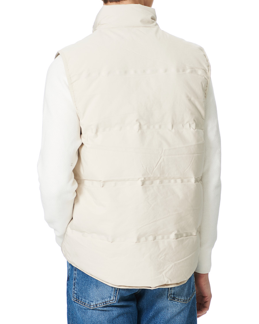 Men | Coats & Jackets | A Day's March | Makalu Down Vest Sand