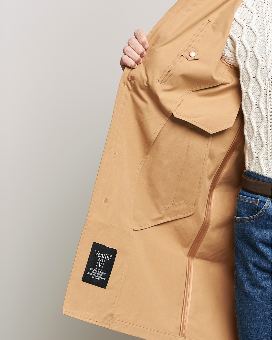 Men | Coats & Jackets | Private White V.C. | Unlined Cotton Ventile Mac Coat 3.0 Warm Sand