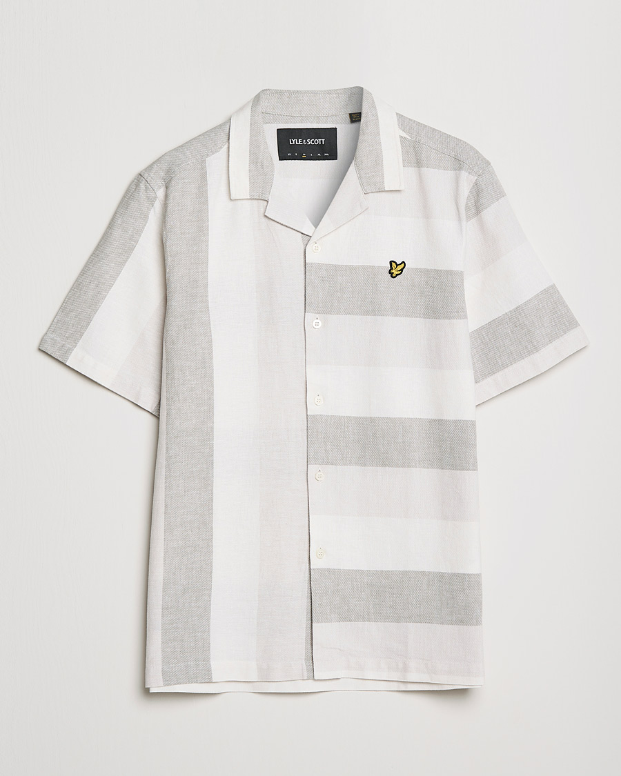 Men |  | Lyle & Scott | Artisinal Resort Short Sleeve Shirt Off White