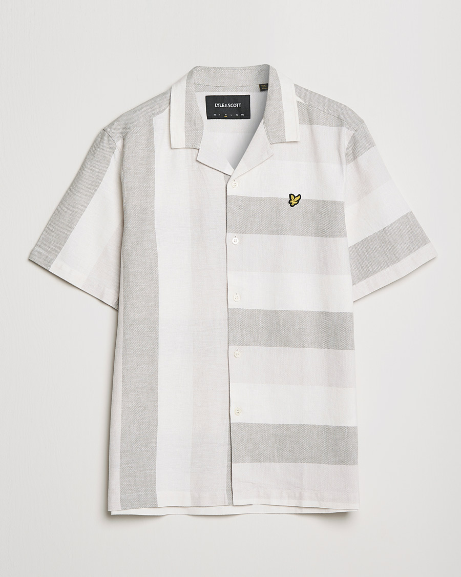 Men | Shirts | Lyle & Scott | Artisinal Resort Short Sleeve Shirt Off White