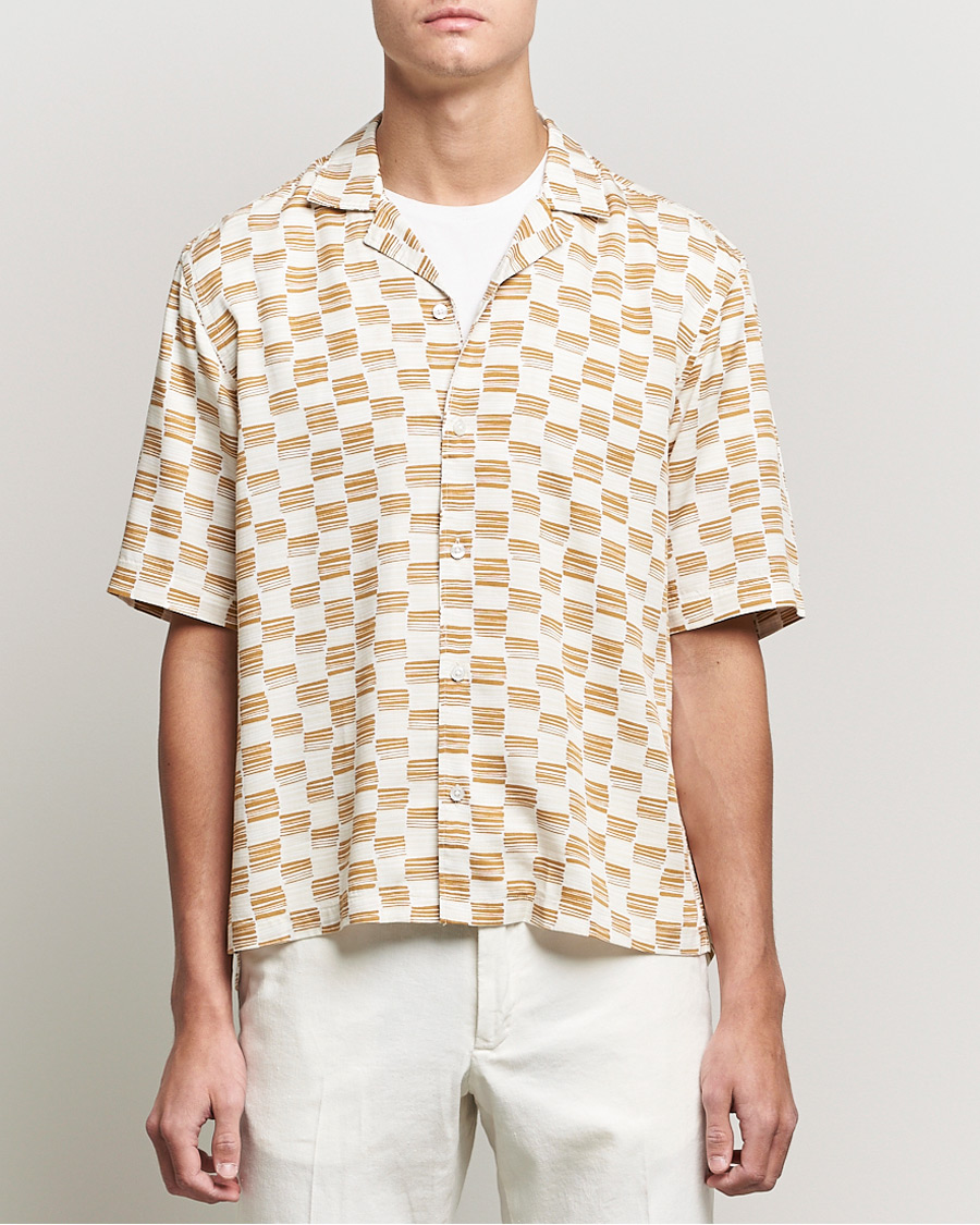 Men | Shirts | BOSS BLACK | BOSS Lars Printed Resort Collar Short Sleeve Shirt Open Beige