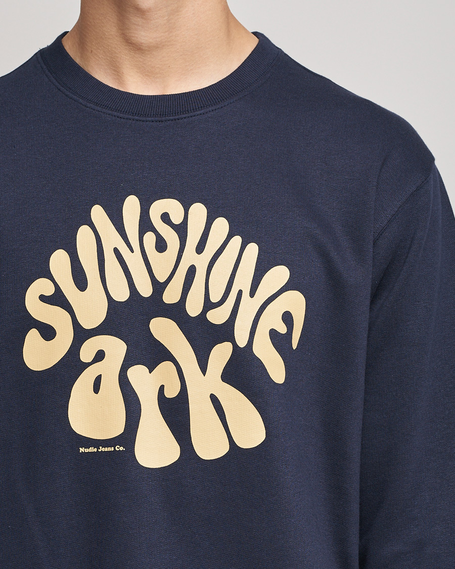 Men | Sweaters & Knitwear | Nudie Jeans | Frasse Sunshine Ark Sweatshirt Navy