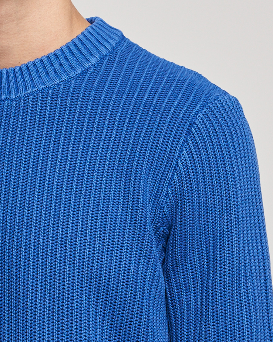 Men | Sweaters & Knitwear | J.Lindeberg | Coy Summer Structure Organic Cotton Sweater Royal Blue