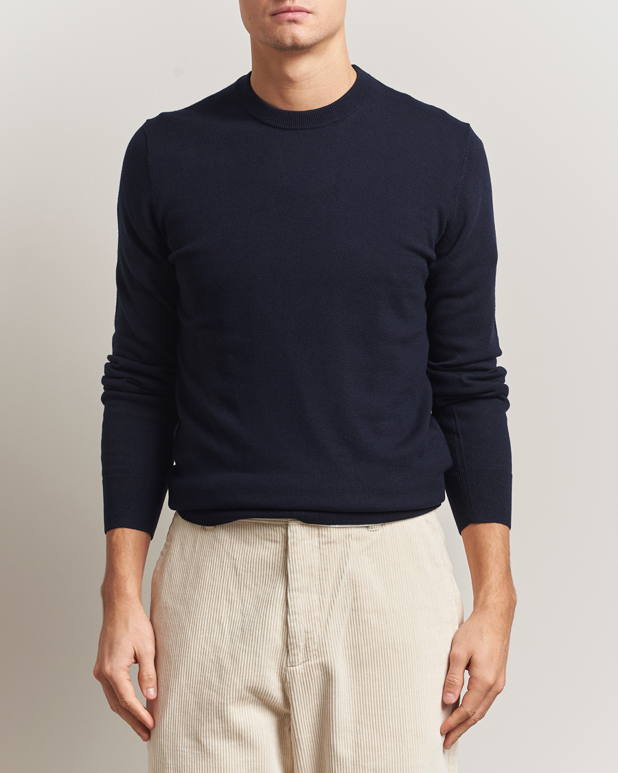 Men | Sweaters & Knitwear | Filippa K | Cotton Merino Basic Sweater Navy
