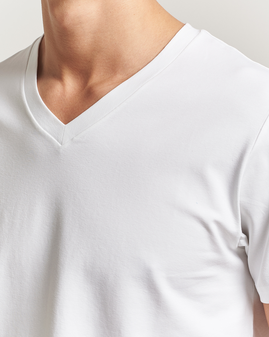 Men | T-Shirts | Filippa K | Soft Lycra V-Neck Tee White