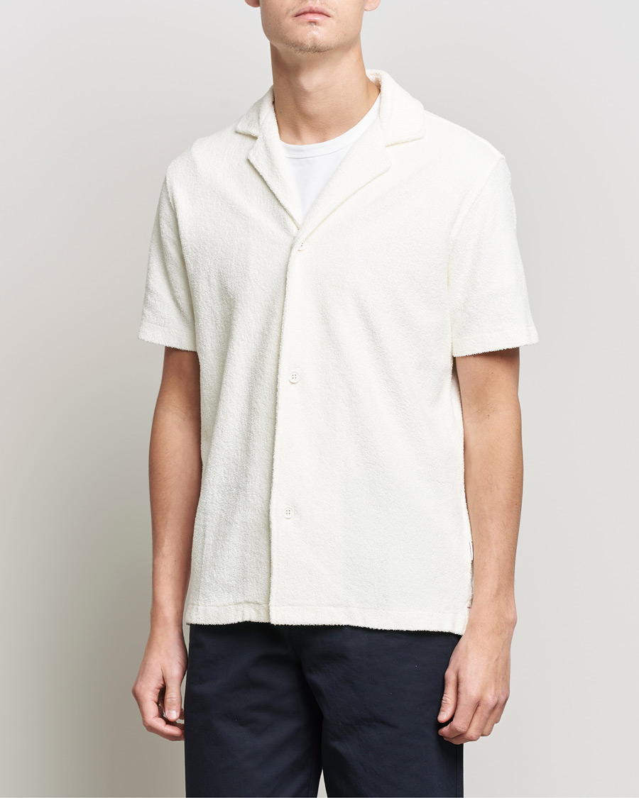 Men | The Terry Collection | Orlebar Brown | Howell Short Sleeve light Towelling Shirt White Sand