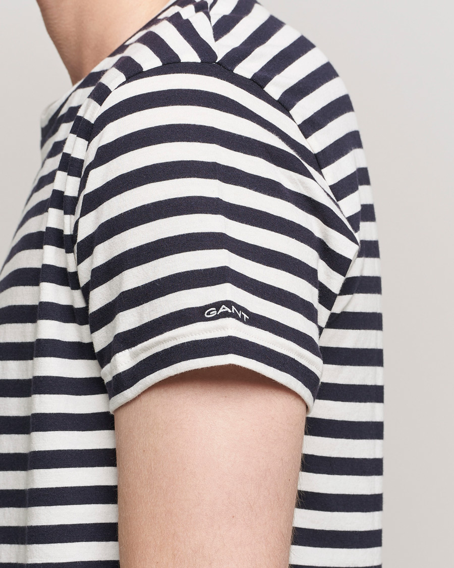 Men | T-Shirts | GANT | Striped Crew Neck Tee Evening Blue