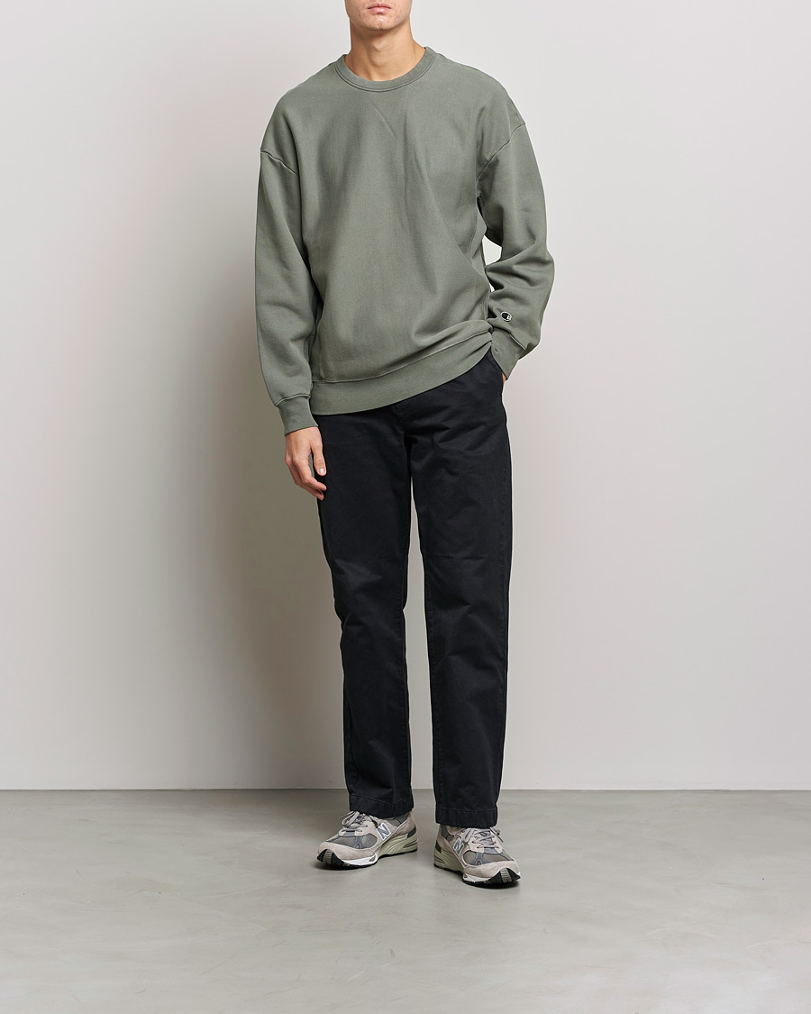 Men | Active | Champion | Heritage Garment Dyed Sweatshirt Dark Grey