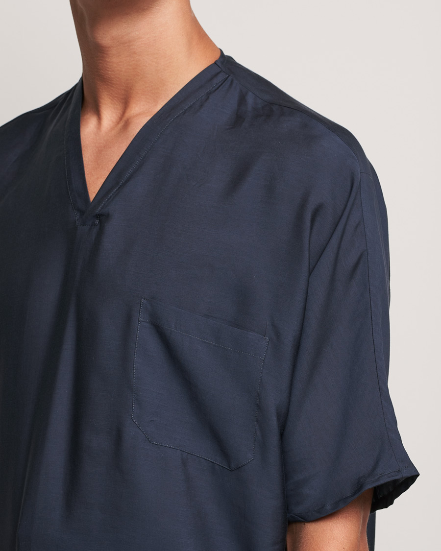 Men | T-Shirts | Giorgio Armani | Silk Blend T-Shirt Navy