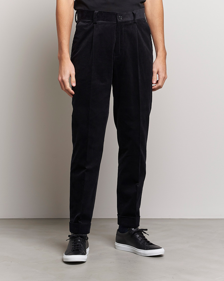 Men | Trousers | J.Lindeberg | Gordon Pleated Corduroy Trousers Black