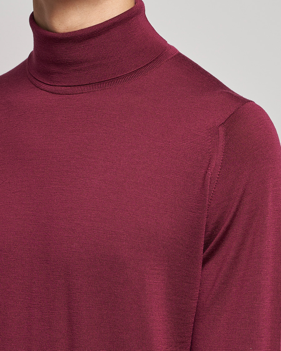 Men | Sweaters & Knitwear | John Smedley | Cherwell Extra Fine Merino Rollneck Bordeaux