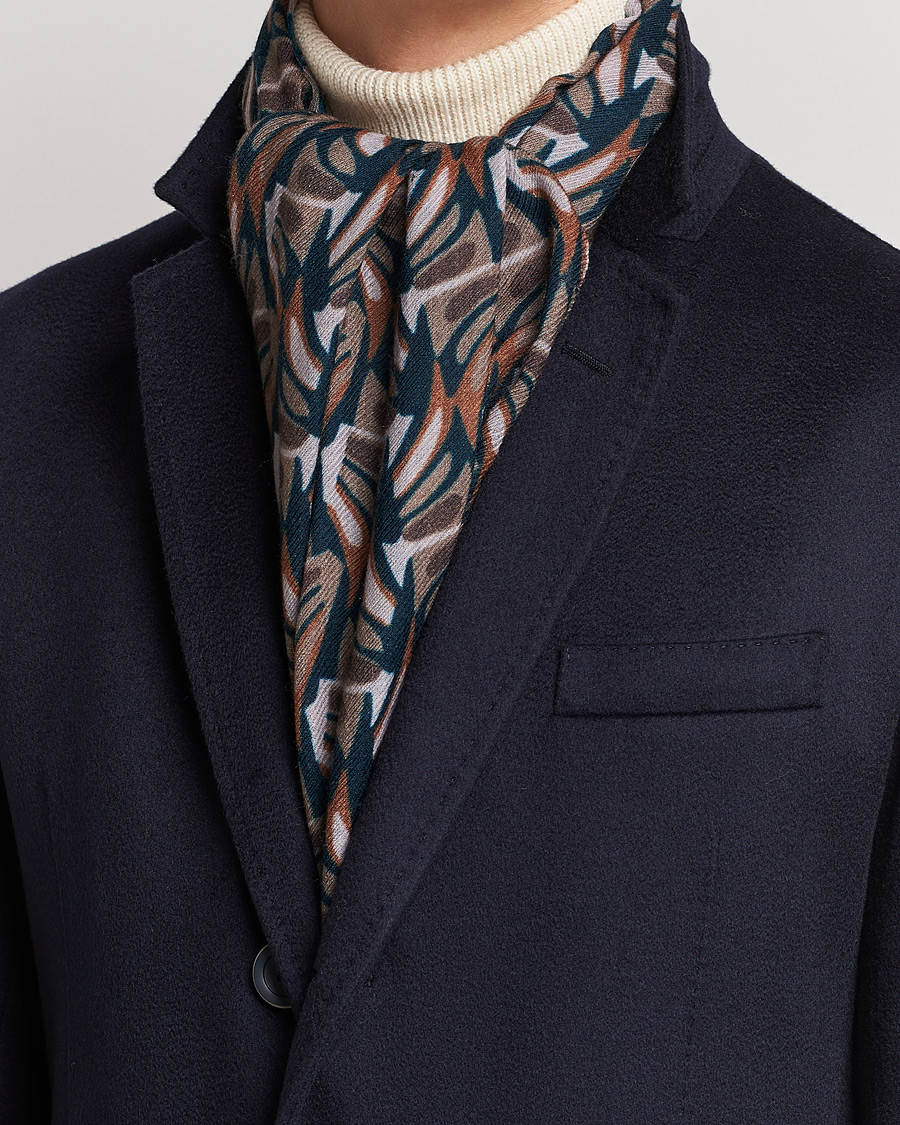 Men | Kiton Printed Cashmere Blend Scarf Navy/Beige | Kiton | Printed Cashmere Blend Scarf Navy/Beige