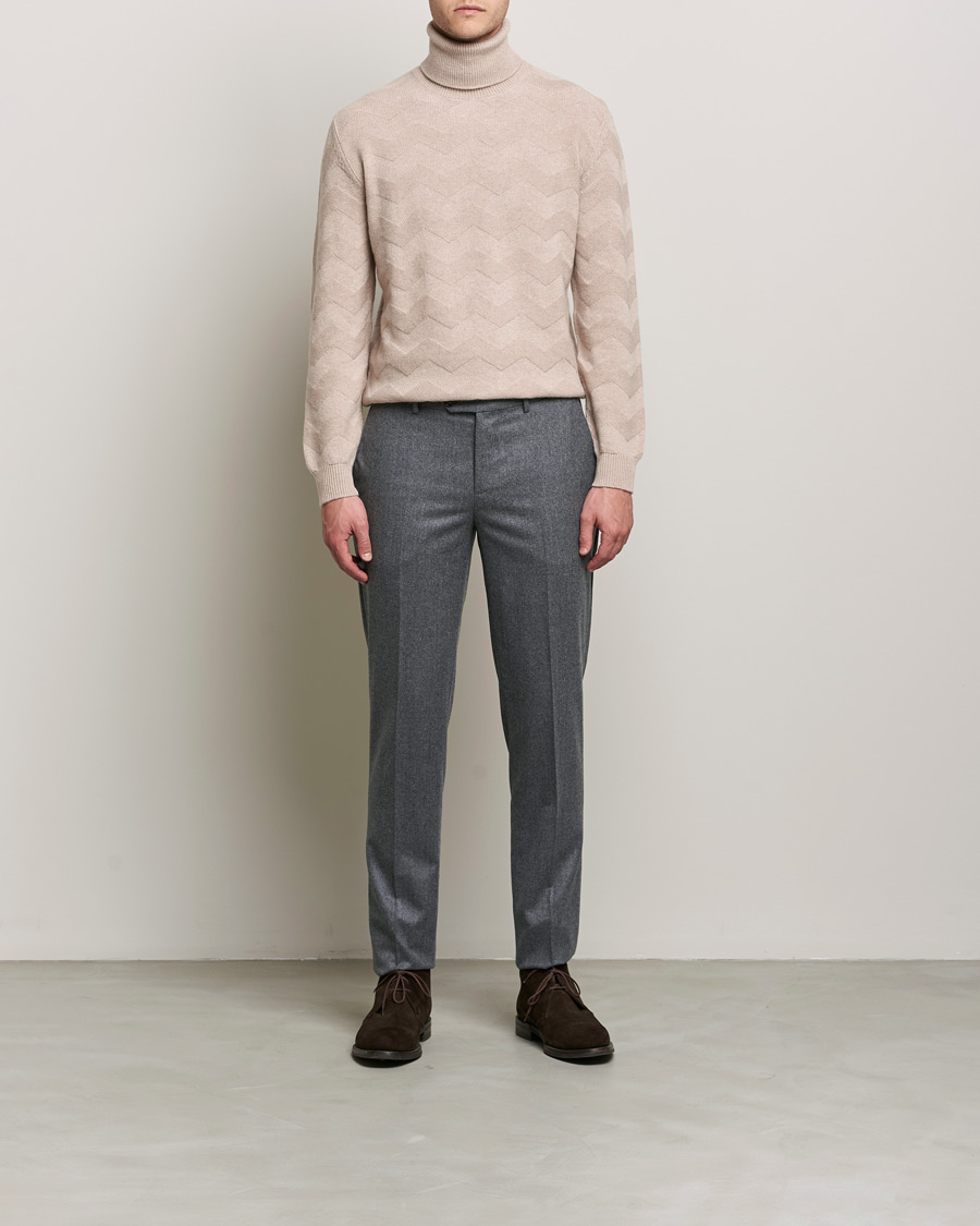 Men | Sweaters & Knitwear | Kiton | Cashmere Zig Zag Turtleneck Beige
