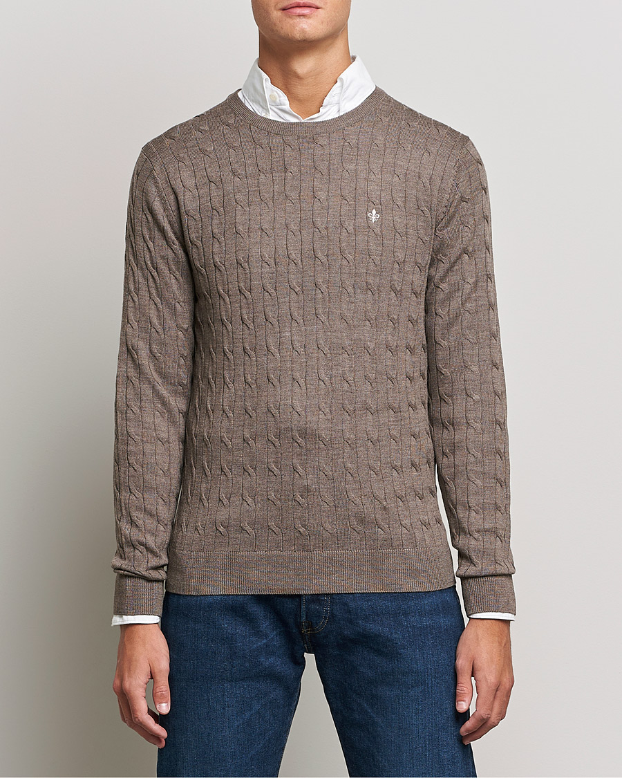 Men | Sweaters & Knitwear | Morris | Merino Cable Crew Neck Light Brown