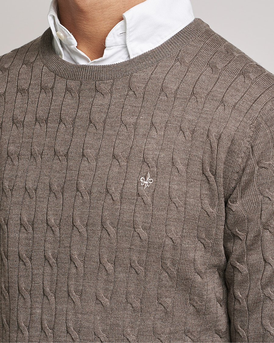 Men | Sweaters & Knitwear | Morris | Merino Cable Crew Neck Light Brown