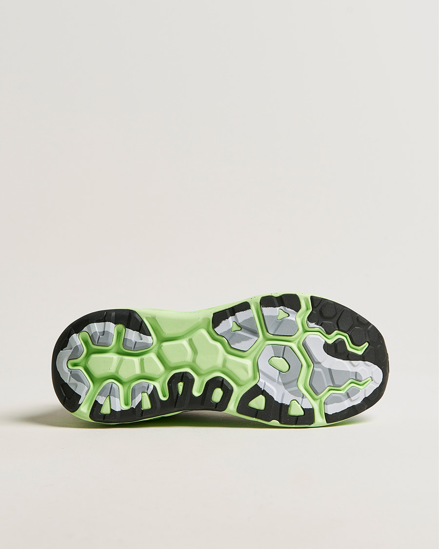 Men | New Balance Running Fresh Foam More v3 Grey | New Balance Running | Fresh Foam More v3 Grey