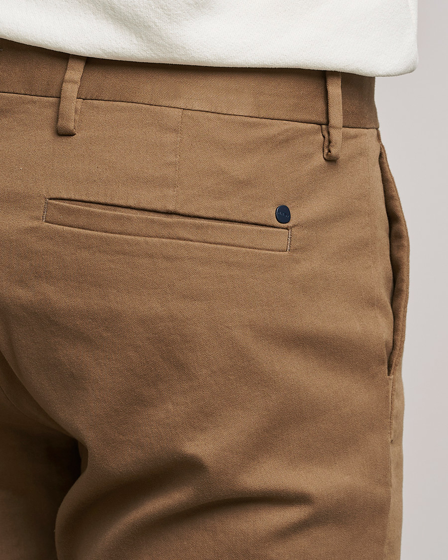 Men | Trousers | NN07 | Theo Regular Fit Stretch Chinos Pyramid
