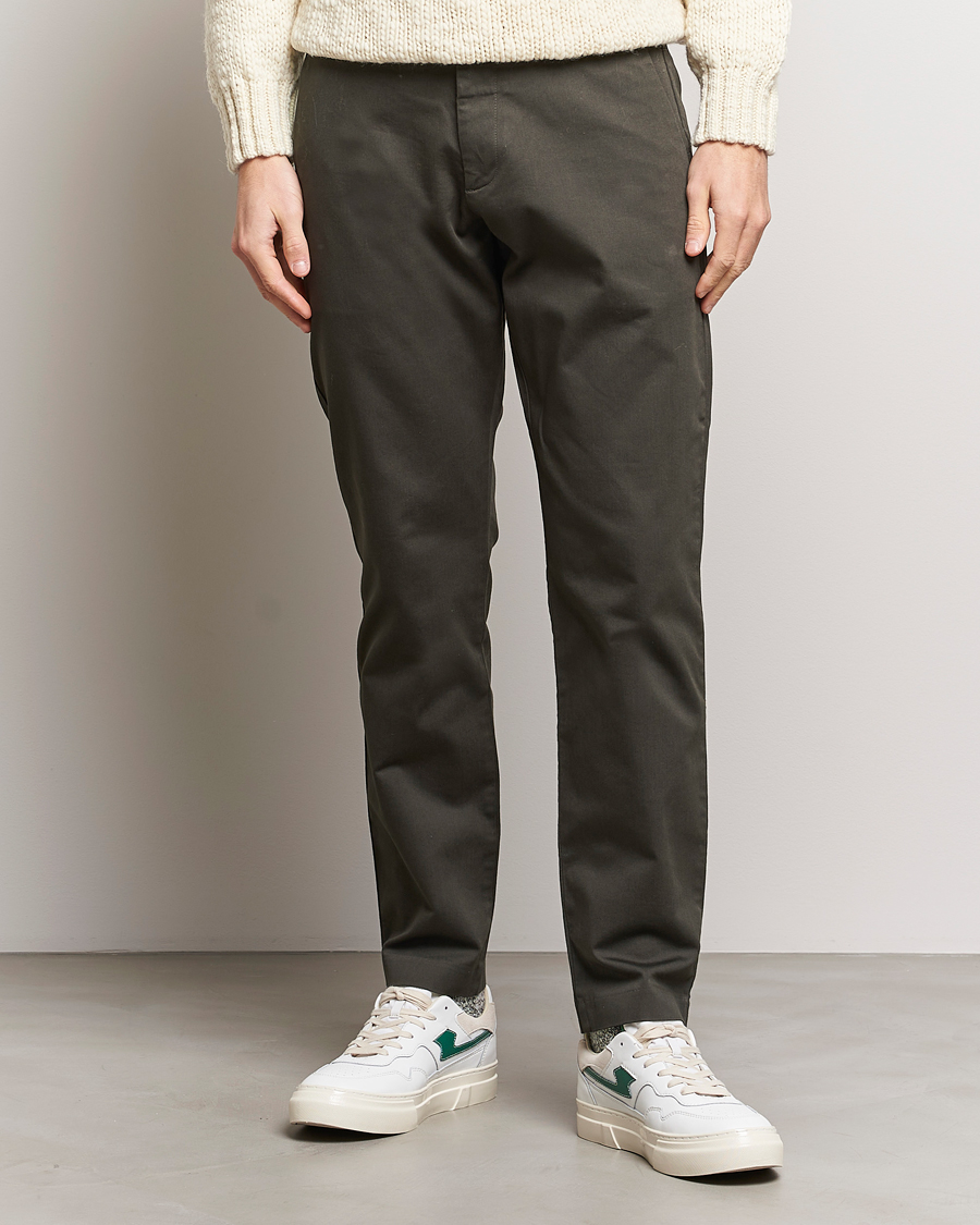 Men | Trousers | NN07 | Theo Regular Fit Stretch Chinos Dark Army
