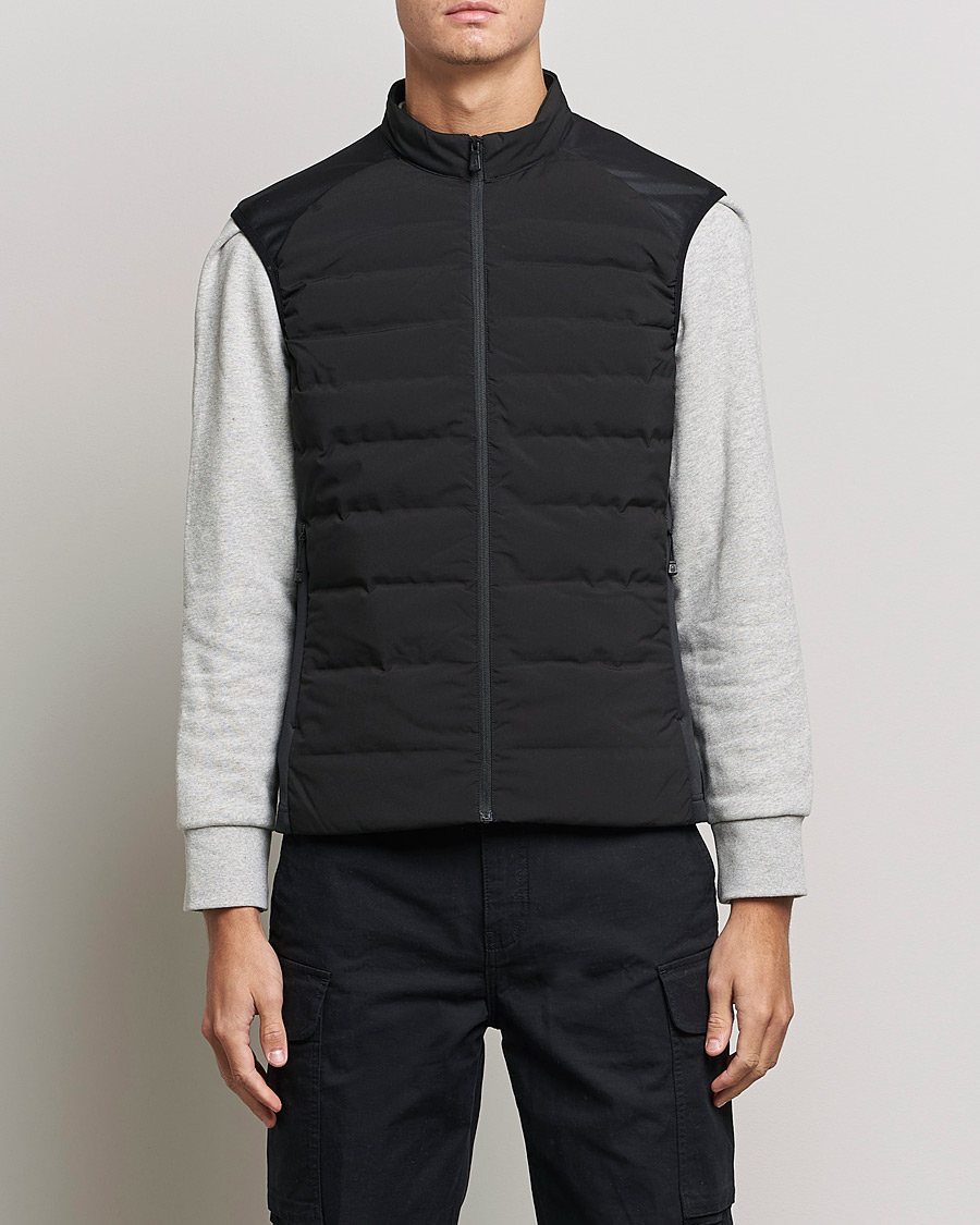 Men | Coats & Jackets | Sail Racing | Race Welded Light Vest Carbon