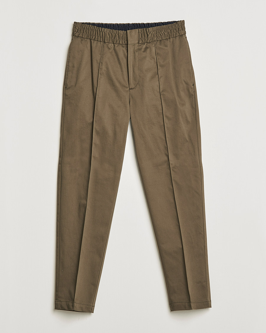 Men | Trousers | Tiger of Sweden | Sosa Brushed Satin Trouser Olive Extreme