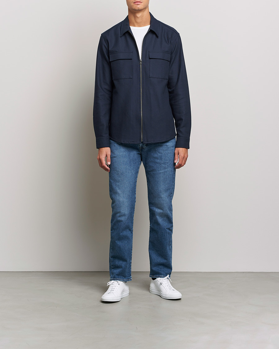 Men | Shirts | Tiger of Sweden | Noel P Herringbone Shirt Night Blue