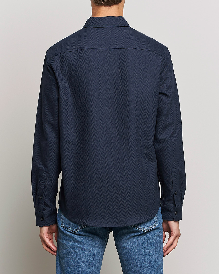 Men | Shirts | Tiger of Sweden | Noel P Herringbone Shirt Night Blue