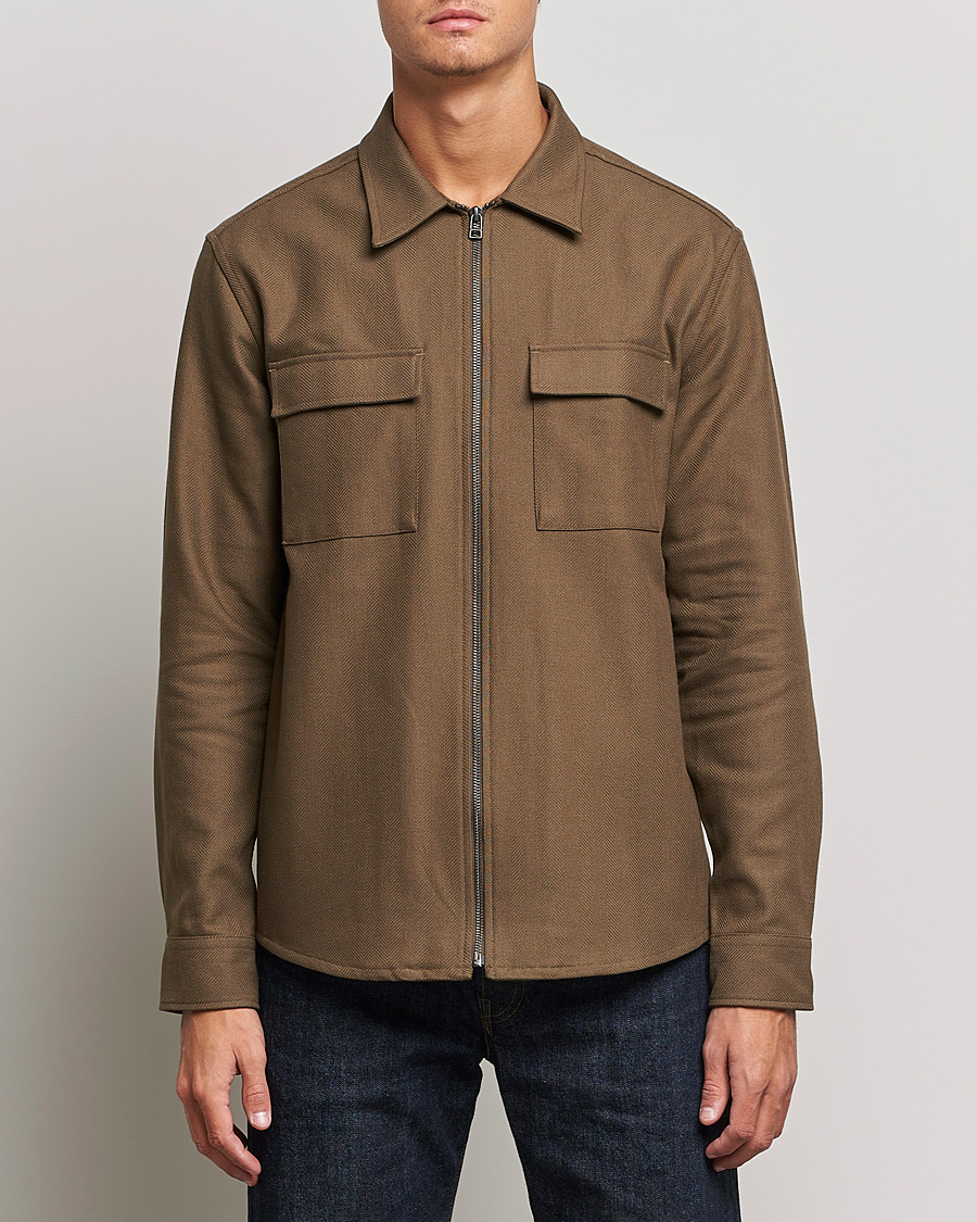 Men | Shirts | Tiger of Sweden | Noel P Herringbone Shirt Olive Extreme