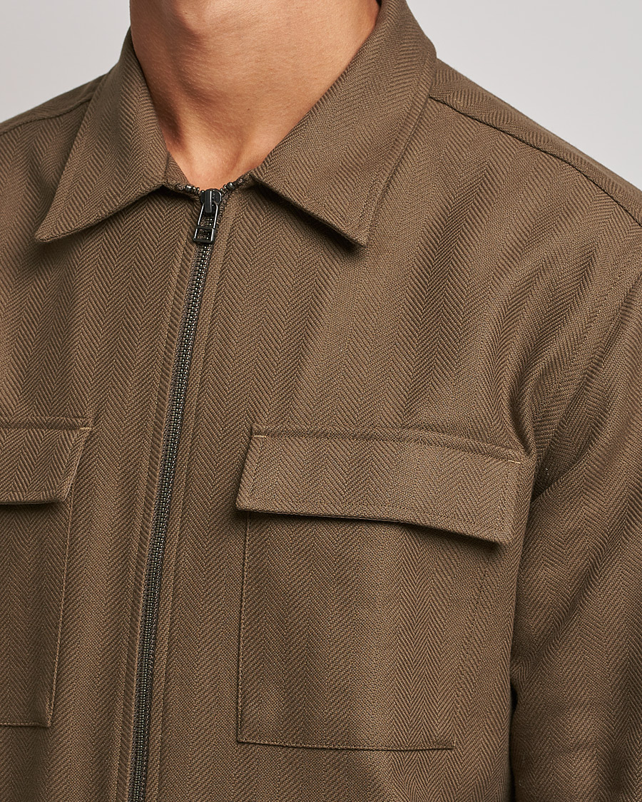 Men | Shirts | Tiger of Sweden | Noel P Herringbone Shirt Olive Extreme