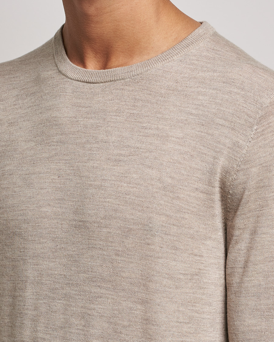 Men | Sweaters & Knitwear | Tiger of Sweden | Nichols Extra Fine Merino Crew Neck Beige Melange