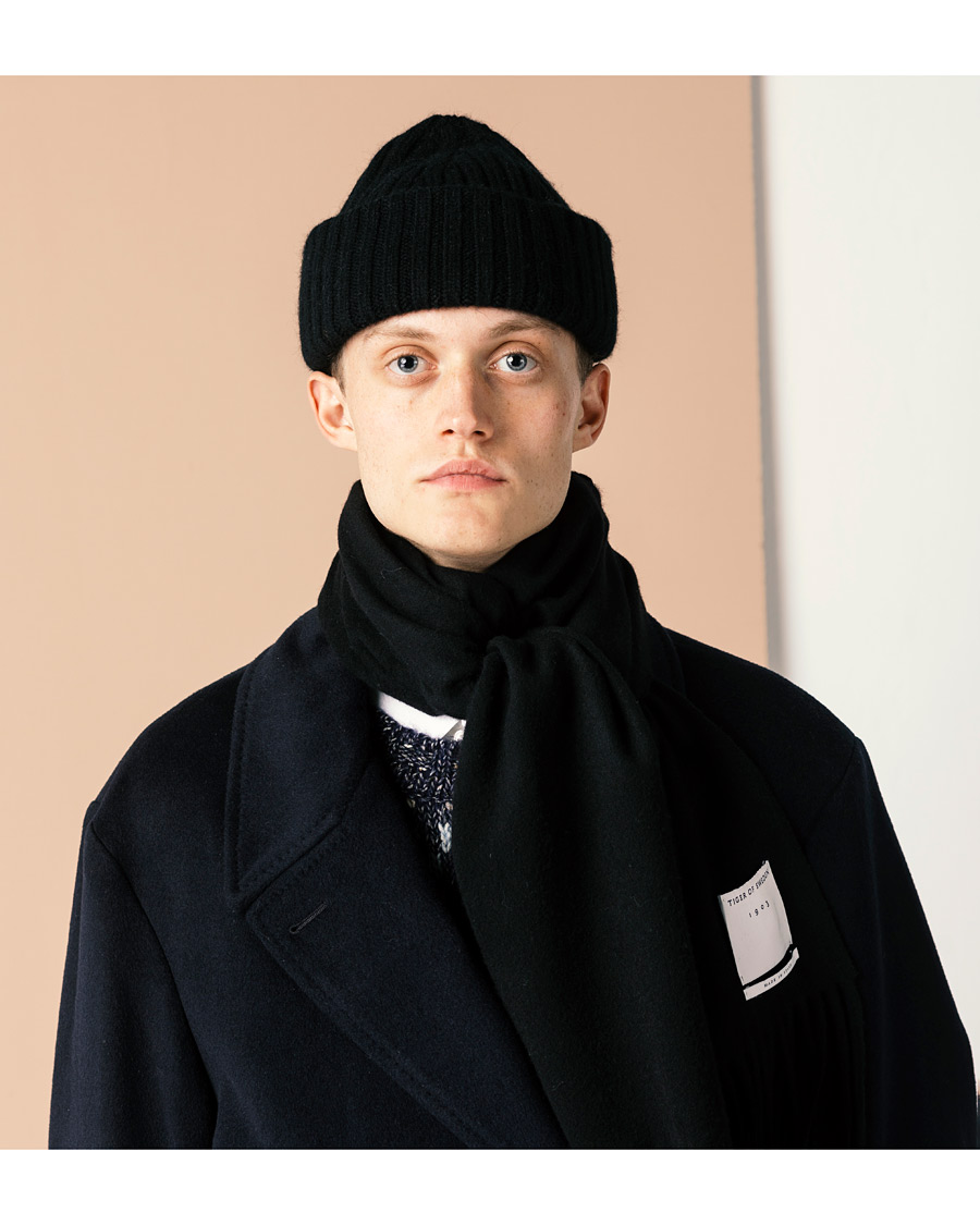 Men | Tiger of Sweden Sylan Wool Scarf Black | Tiger of Sweden | Sylan Wool Scarf Black