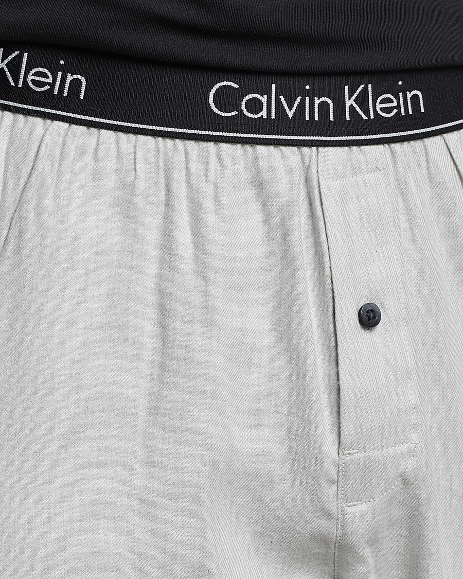 Men | Pyjamas & Robes | Calvin Klein | Logo Long Sleeve Pyjama Set Black/White