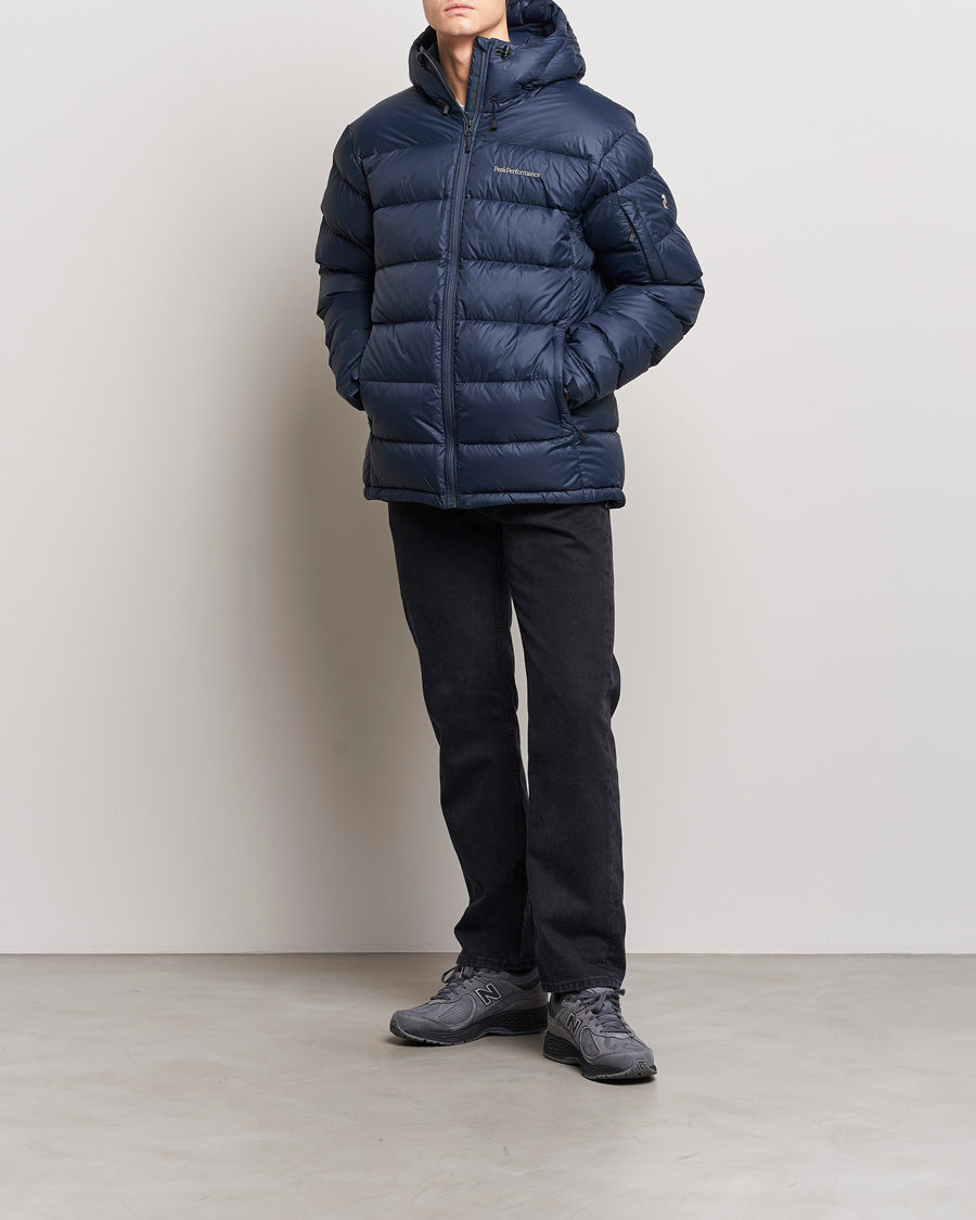 Men | Coats & Jackets | Peak Performance | Frost Down Hooded Jacket  Blue Shadow