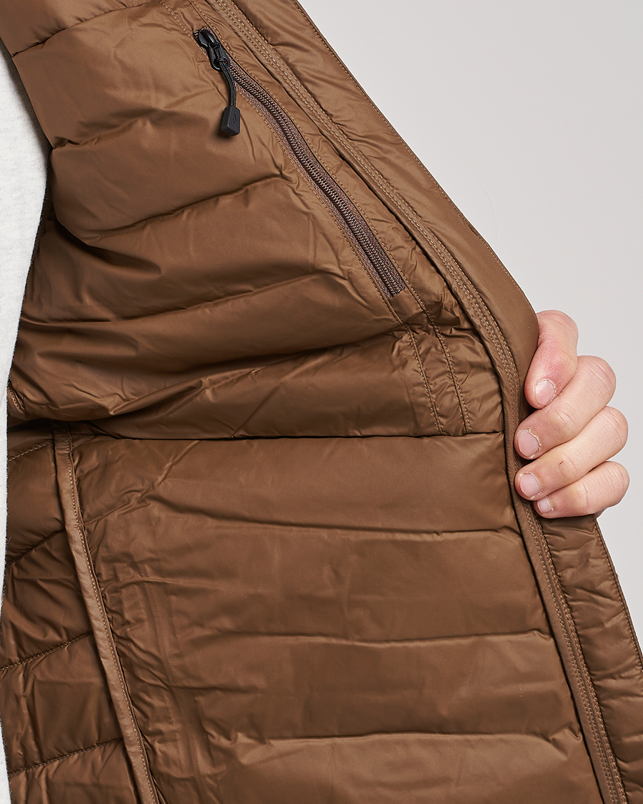 Men | Coats & Jackets | Peak Performance | Frost Down Vest Woody