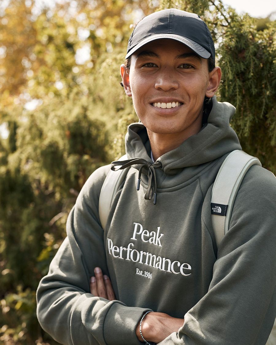 Men | Sweaters & Knitwear | Peak Performance | Original Logo Hoodie Forest Night