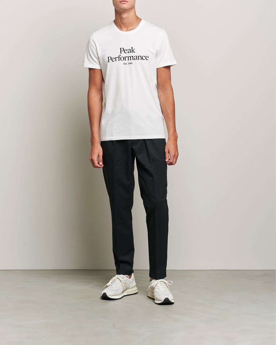 Men | T-Shirts | Peak Performance | Original Tee Off White