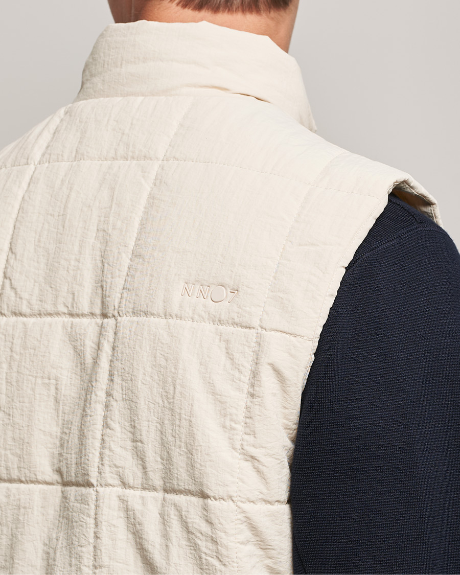 Men | Gilets | NN07 | Verve Primaloft Vest Ecru