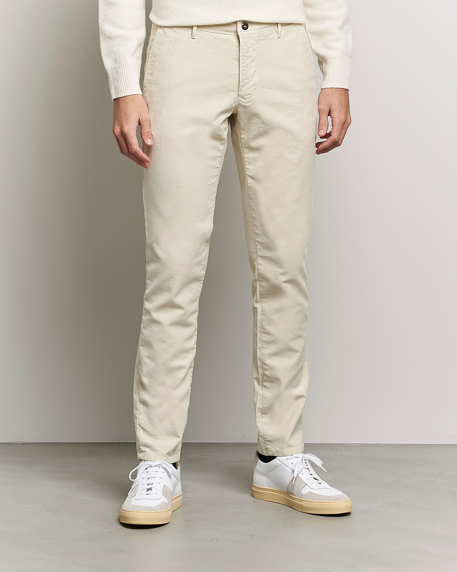 Men | Trousers | Incotex | Slim Fit Vintage Moleskine Slacks Light Beige