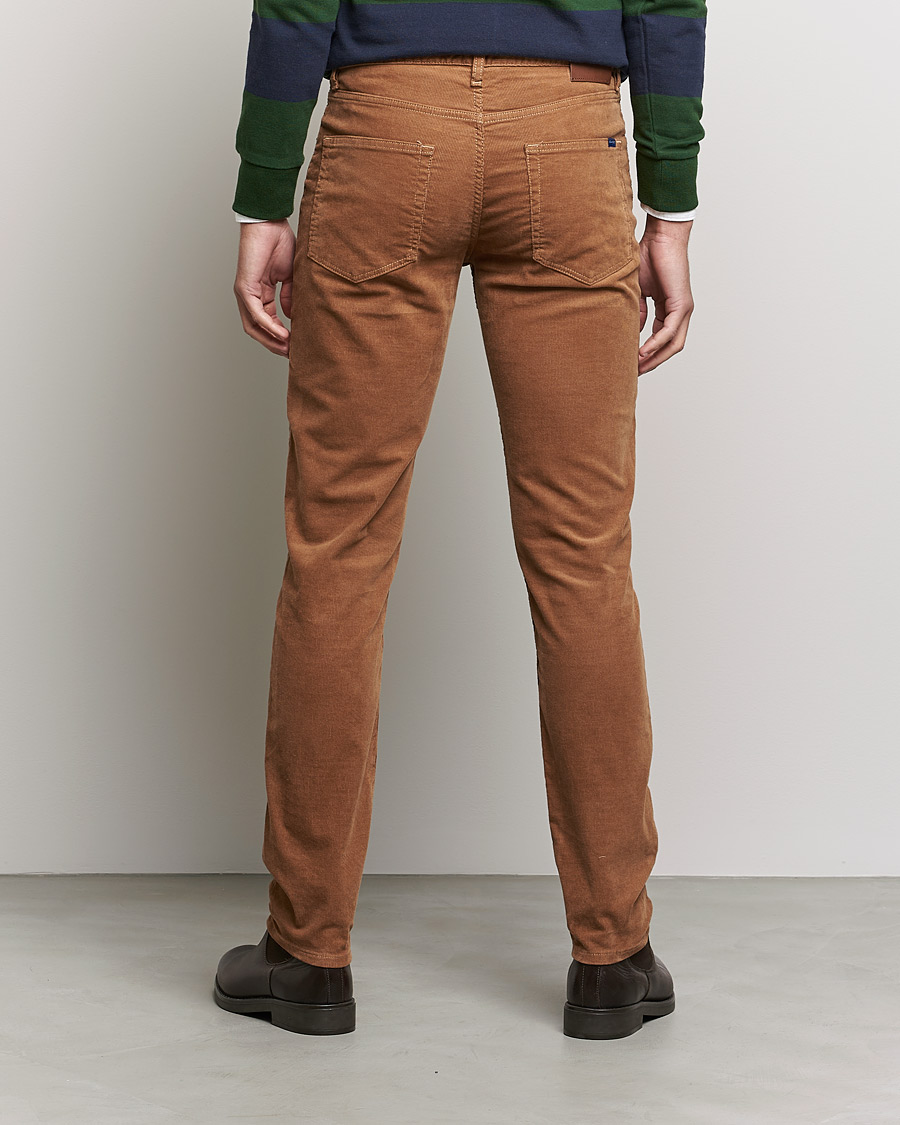 Men | Trousers | GANT | Hayes Cord Jeans Roasted Walnut