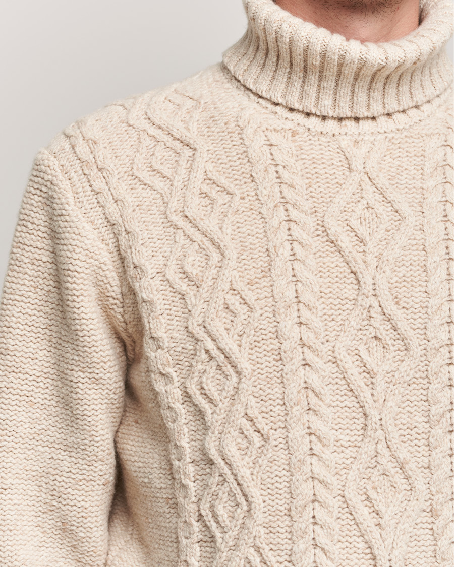 Inis Meáin Wool/Cashmere Aran Turtleneck Beige at CareOfCarl.com