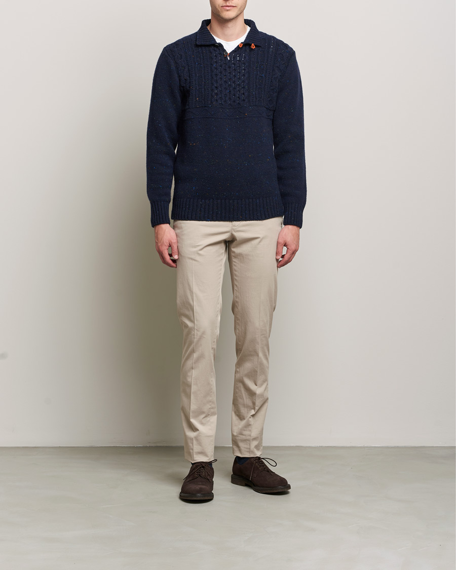 Men | Sweaters & Knitwear | Inis Meáin | Wool/Cashmere Máirtín Beag Galánta Button Neck Navy
