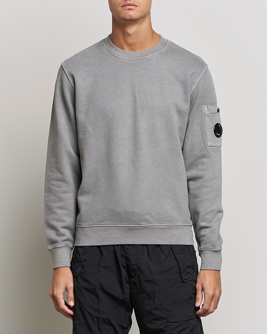 Men | Sweaters & Knitwear | C.P. Company | Brushed Emerized Diagonal Fleece Sweat Grey