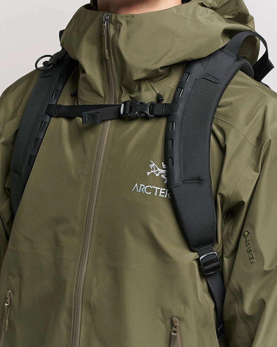 Men | Arc'teryx Arro 22L Backpack Black | Arc'teryx | Arro 22L Backpack Black