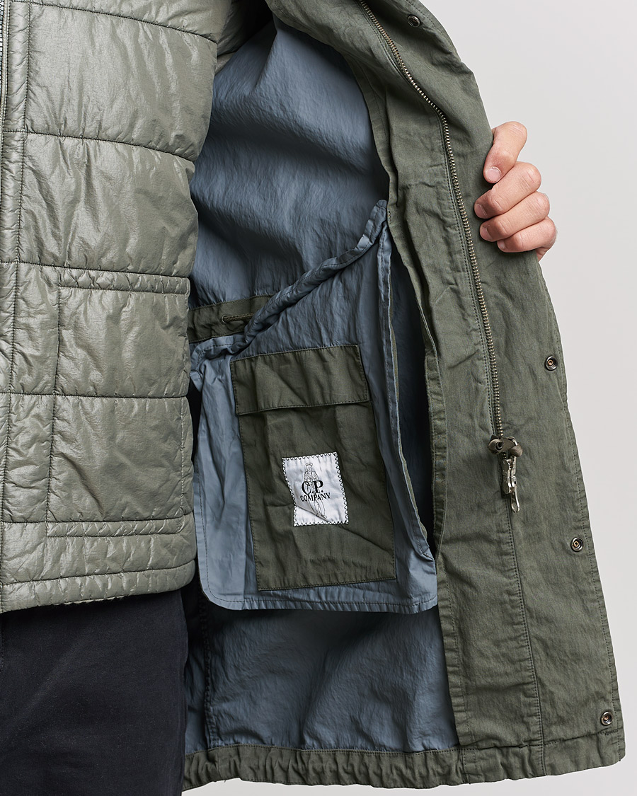 Men | Coats & Jackets | C.P. Company | 50 Fili Garment Dyed Cotton/Nylon 2 in 1 Parka Green