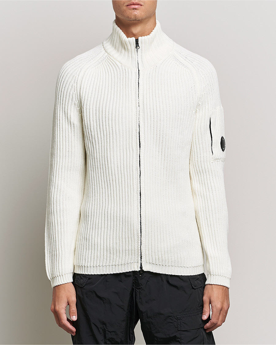 Men | Sweaters & Knitwear | C.P. Company | Merino Wool Full Zip Lens Cardigan White