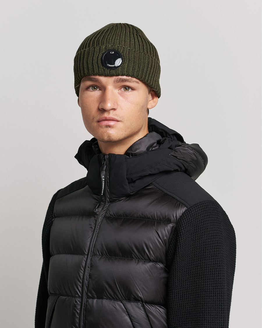Men | C.P. Company Knitted Merino Lens Beanie Dark Green | C.P. Company | Knitted Merino Lens Beanie Dark Green
